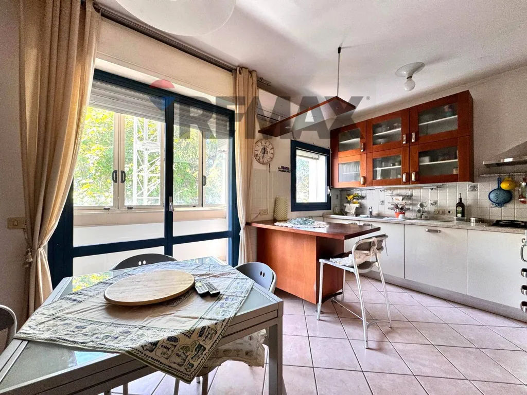 Cucina - Spacious Apartment with Balconies in Forlì Centre