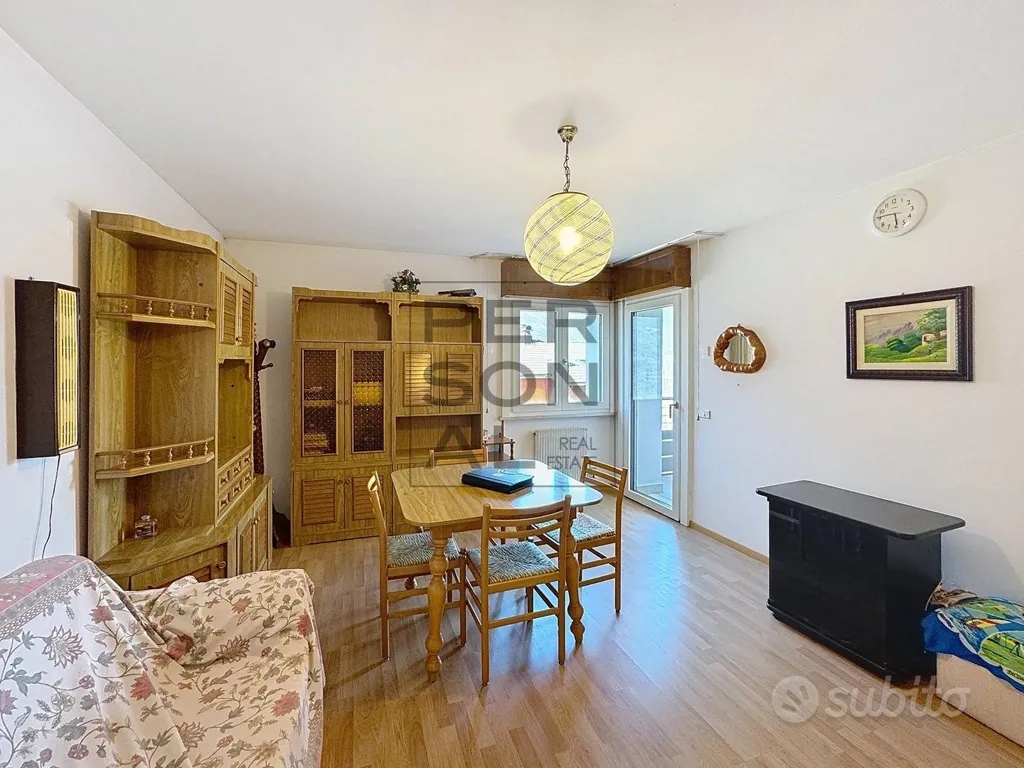 Séjour - Apartment with Panoramic Balcony in Spormaggiore