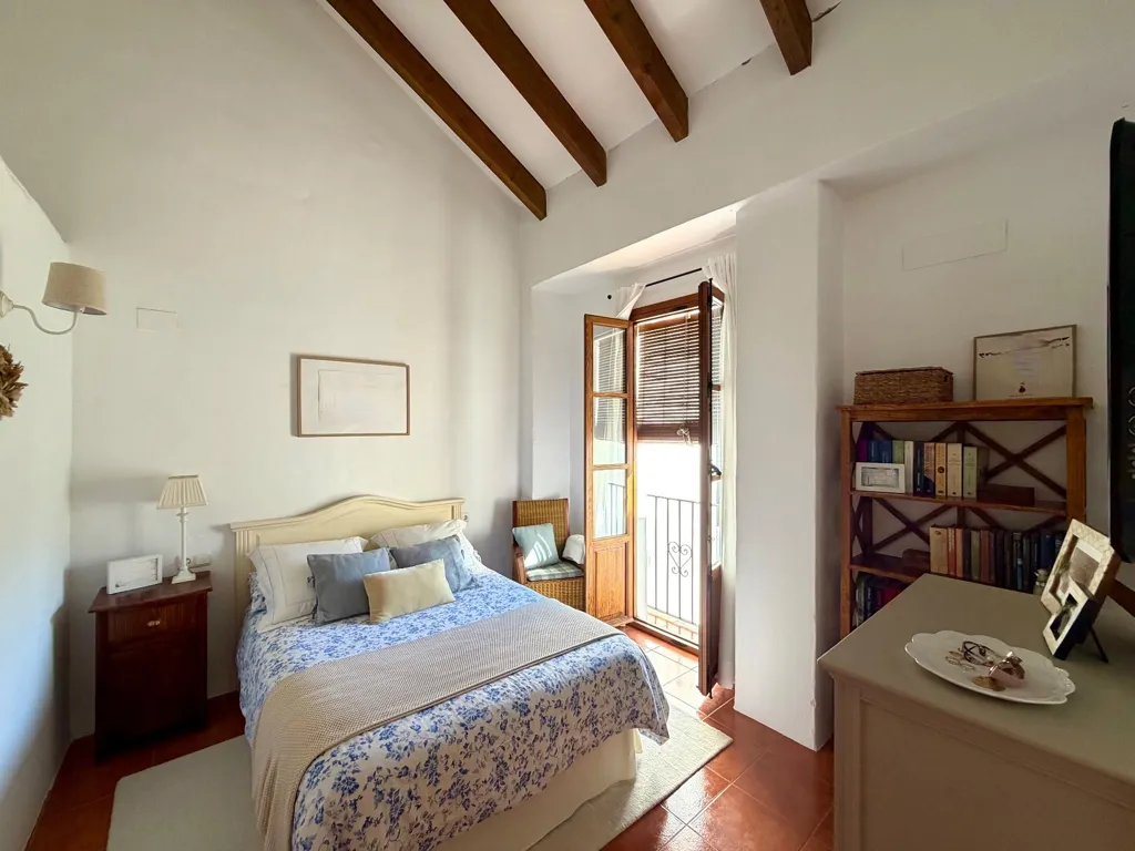 Magamistoad - Traditional Semi-detached with Garden in La Xara
