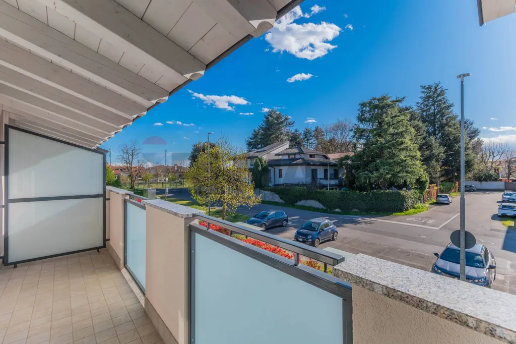 Balcon - Modern Villa with Terrace in Parabiago
