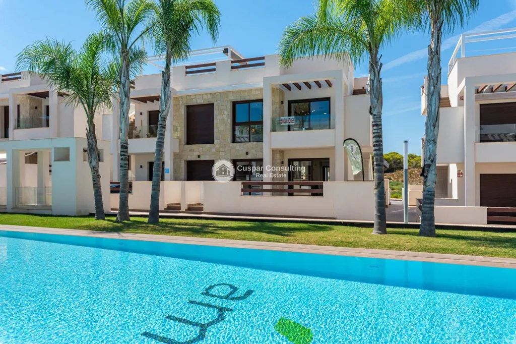 Piscine - Penthouse with Mountain Views in Torrevieja