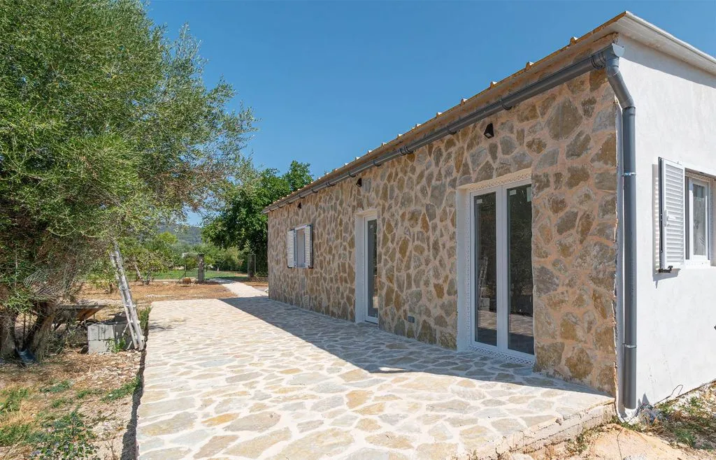 Välivaade - Luxury Farmhouse with Mountain Views in Binissalem
