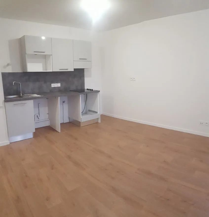 Cuisine - Appartement avec Balcon et Parking à La Riche