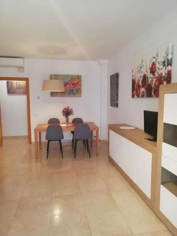 Dining Room - Student-Friendly Flat with Terrace in Cerdanyola