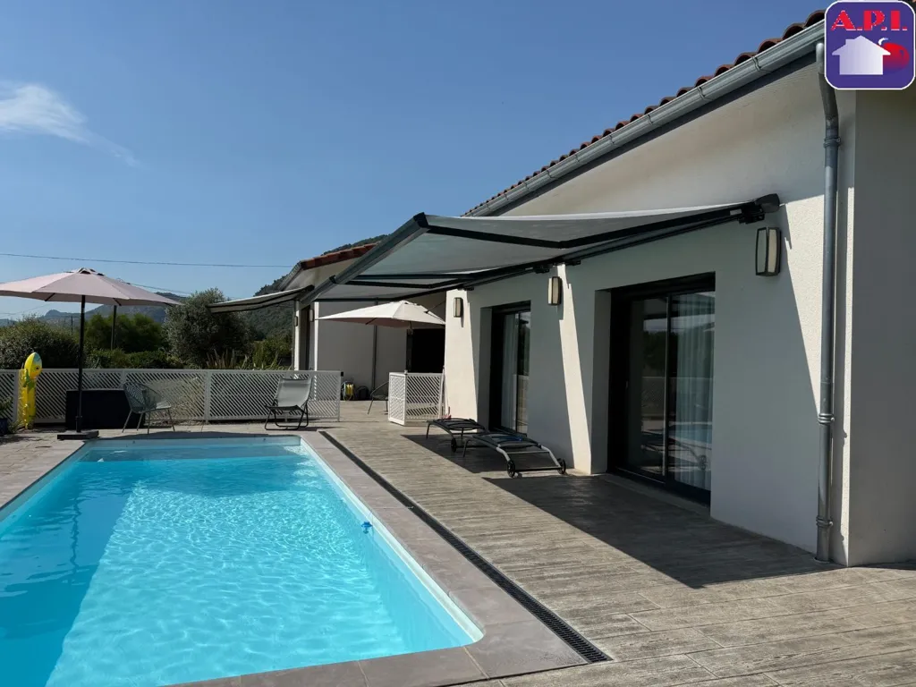 Bassein - Luxury Villa with Pool in Foix