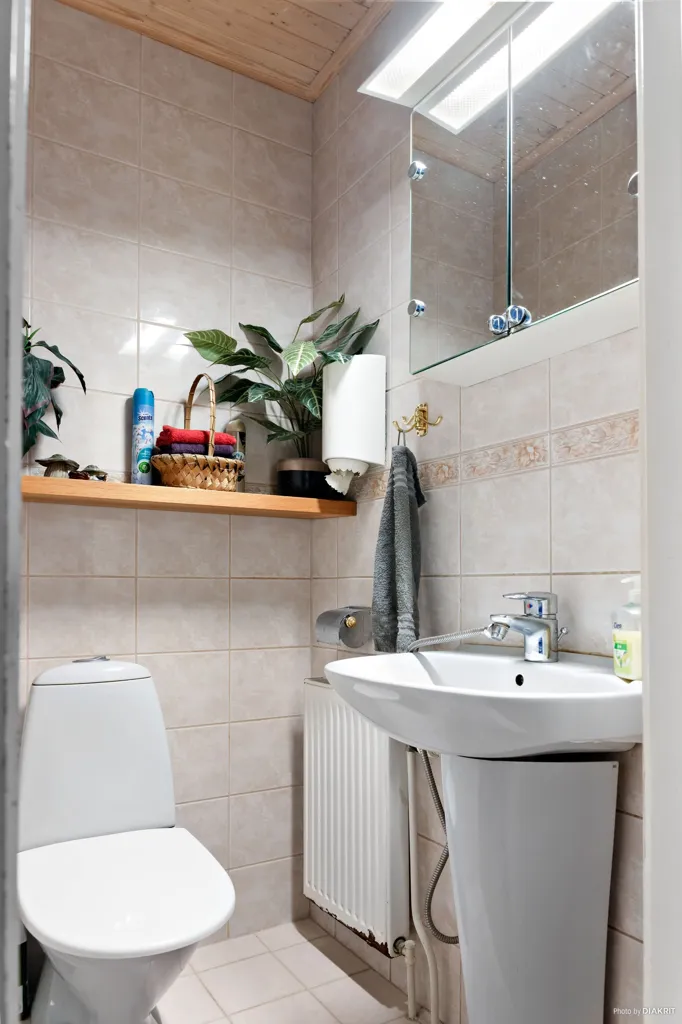 Salles de bain - 1.5-Storey Villa with Central Location in Unnaryd