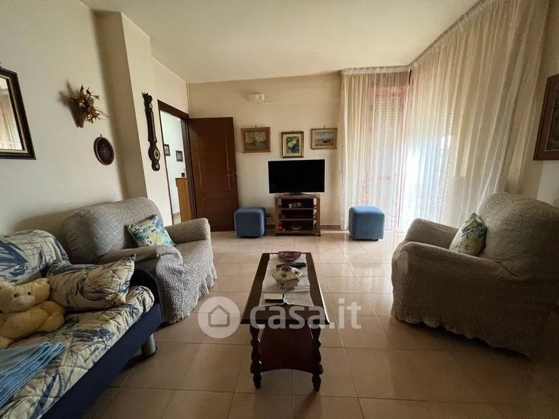 Elutuba - Apartment with Balcony and Terrace in Crotone