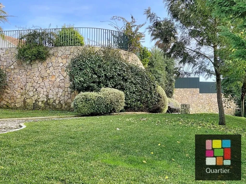 Jardin - Luxury House with Pool in Santo Antonio da Romeira