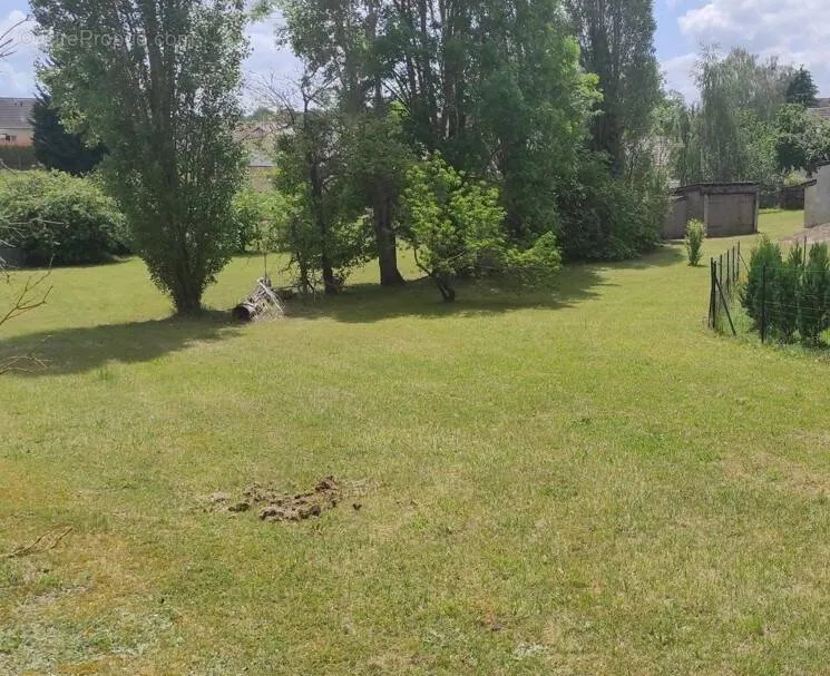 Jardin - Terrain à Construire aux Trois Lacs à Les Andelys