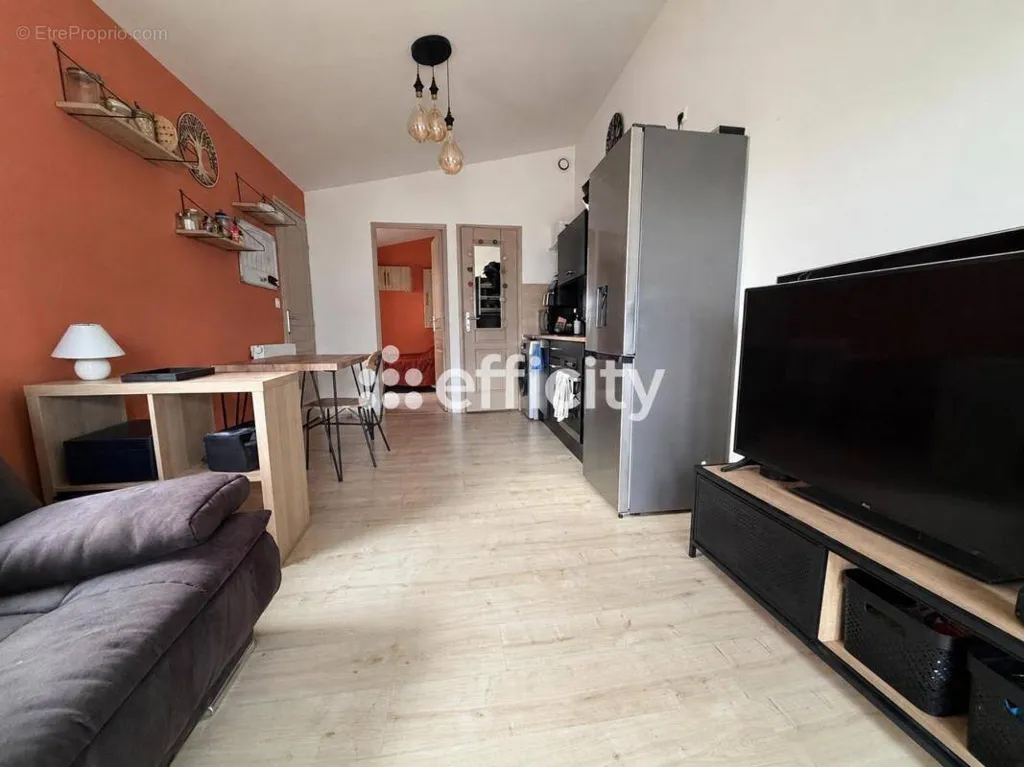 Elutuba - Renovated Semi-detached Flat in Meurchin