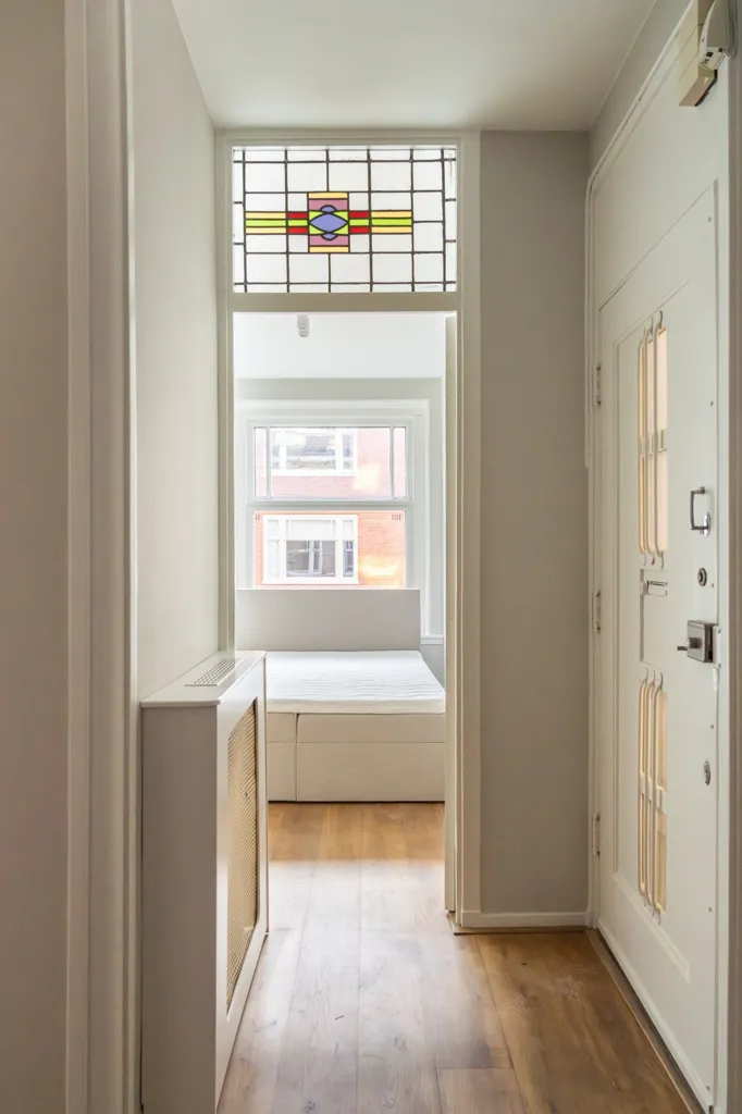hallway_entrance