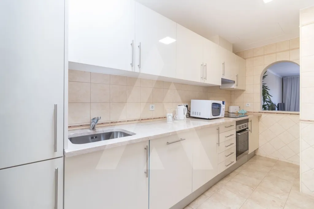 Cuisine - 2-Bedroom Apartment with Pool in Carvoeiro