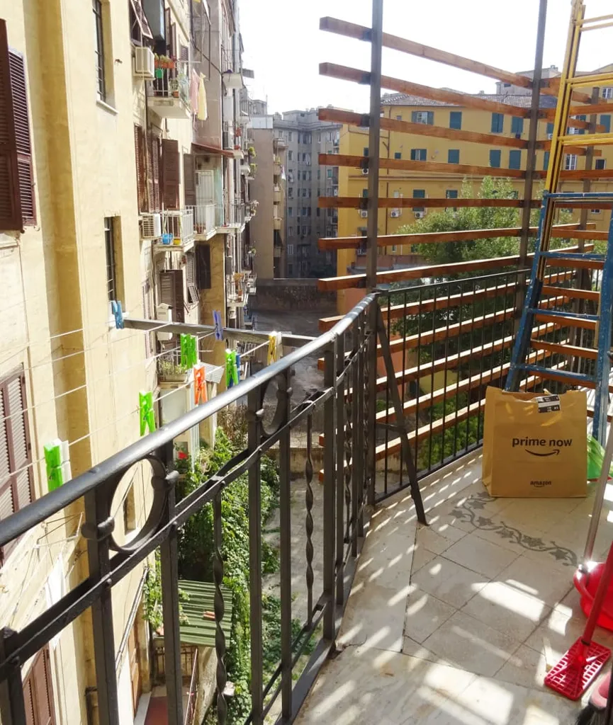 Balcon - Studio Apartment with Balcony in Rome