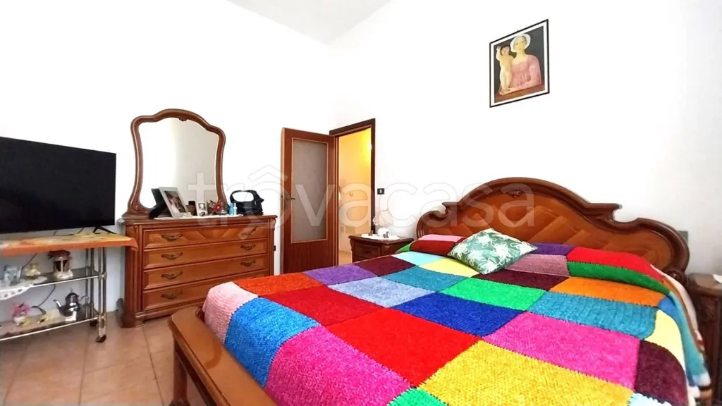Chambres - Restored Apartment in Historic Centre, Foligno