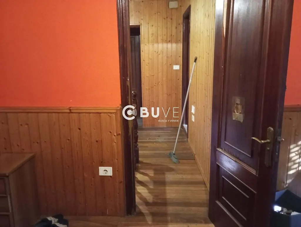 Esik - House with Pub in Pousadoiro, Ortigueira