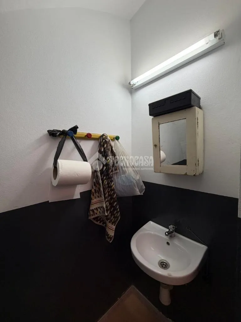 Salles de bain - Adosado with Reform Potential in Torreblanca