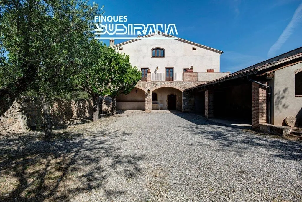 Jardin - Restored Farmhouse with Pool in Igualada
