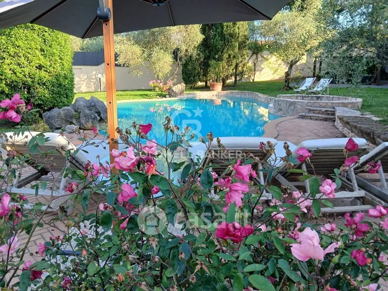 Bassein - Villa with Infinity Pool in Viterbo