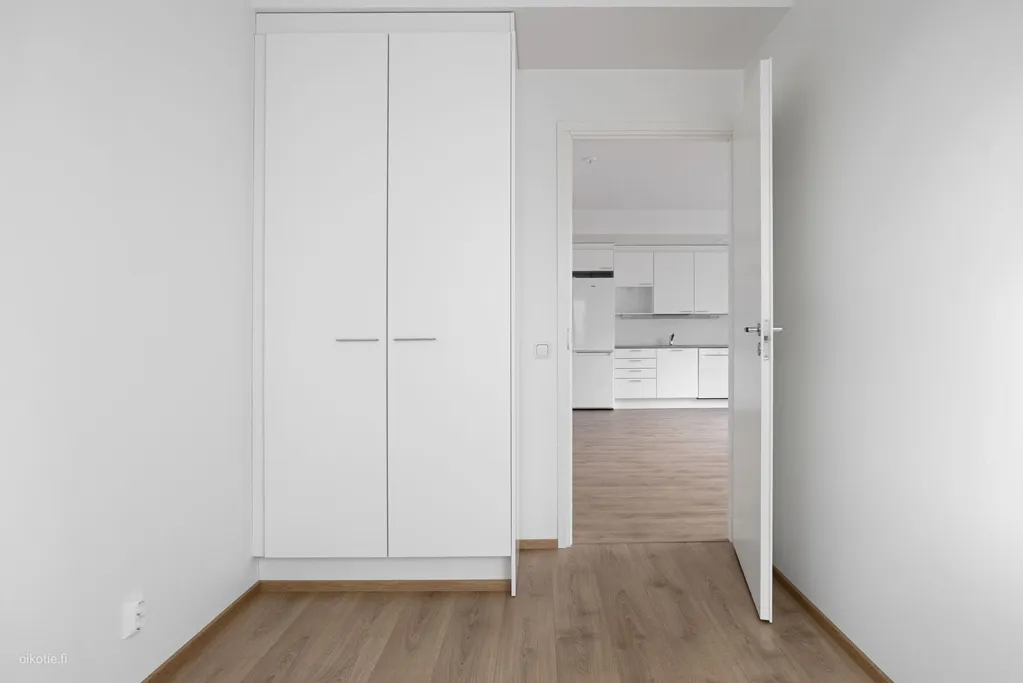 Toad - Modern Flat with Balcony in Konala, Helsinki