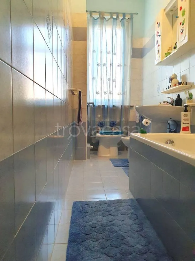 Bagni - Apartment with Double Exposure in Turin