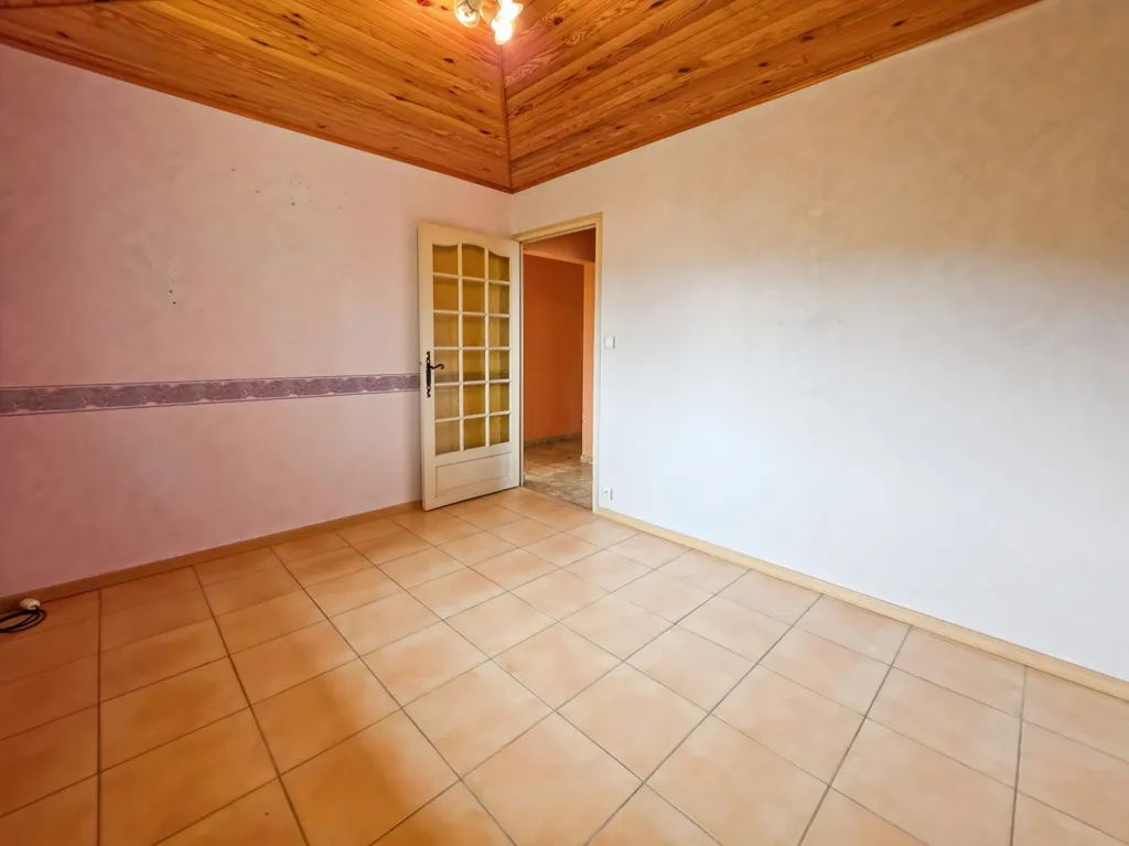 Stanze - Architect House with Panoramic View in Lons-le-Saunier