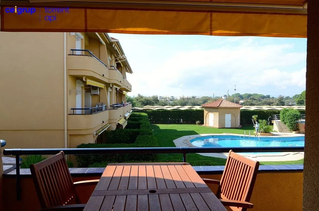 Terrazza - Renovated Apartment with Sea View in L'Estartit