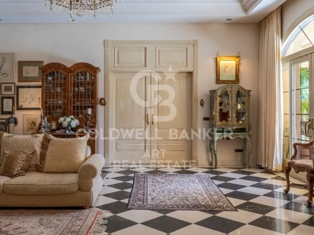 Elutuba - Luxury Villa with Private Pool in Guadalmina Baja