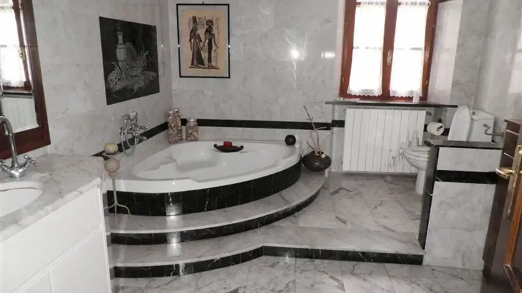 Vannitoad - Casale with Two Apartments in Rosignano Marittimo