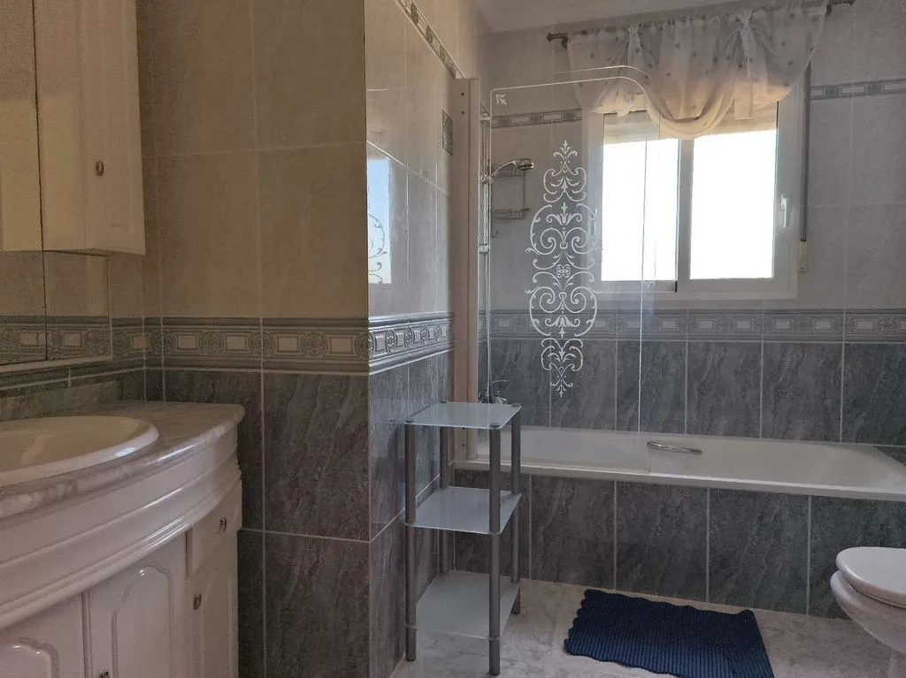 Bathrooms - Single-Story Villa with Pool in Jalón, Valencia