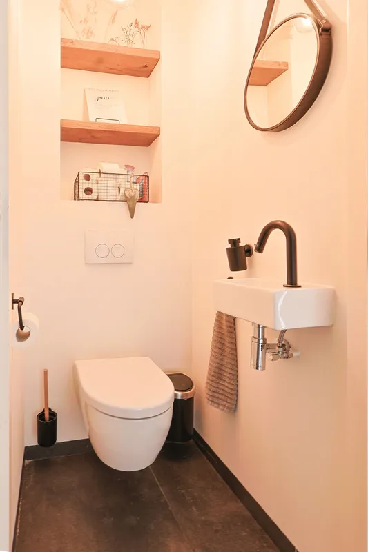 Bathrooms - Sustainable Two-Storey House in Liempde