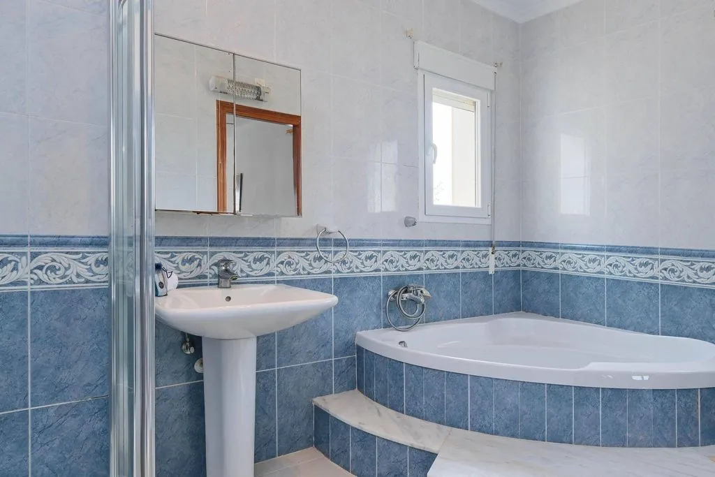 Salles de bain - Luxury Villa with Sea Views in Benitachell