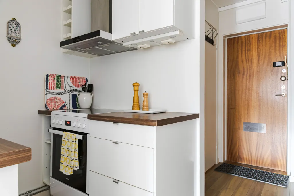 Cuisine - Renovated Apartment with Balcony in Östermalm