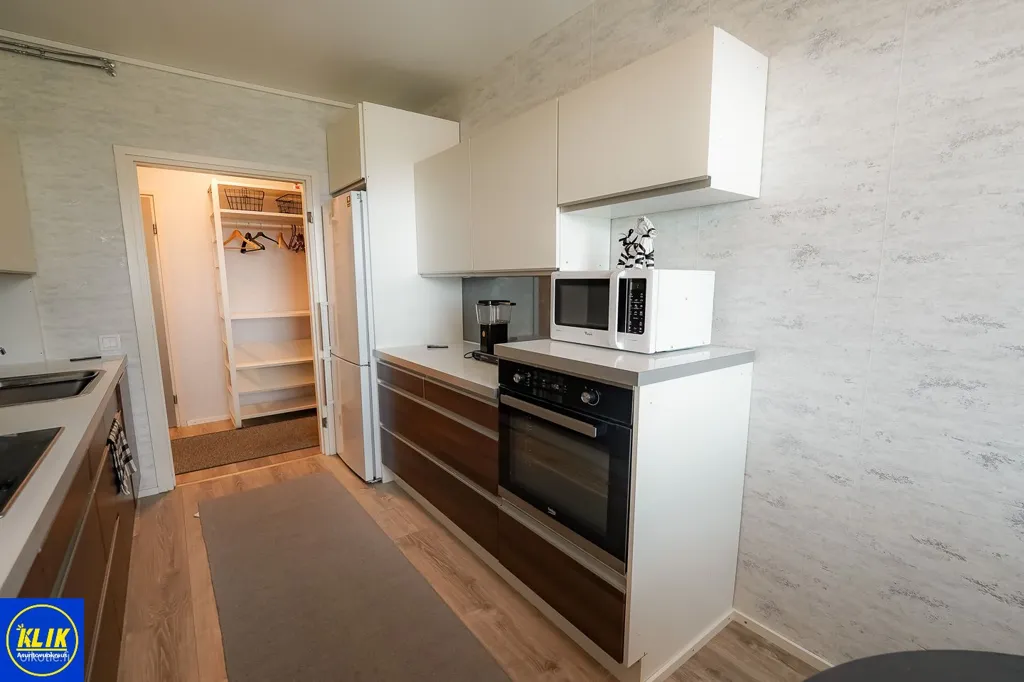 Cucina - Bright Duplex in Pori with Garden Access