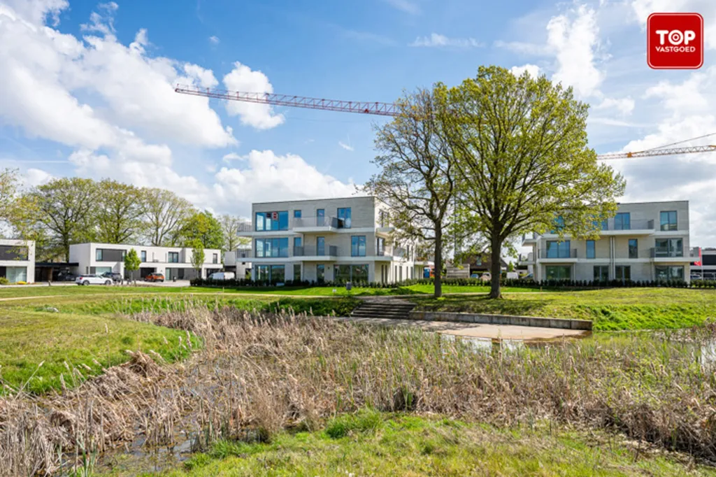 Esterno - Light-Filled New Build Apartment with Terrace in Evergem