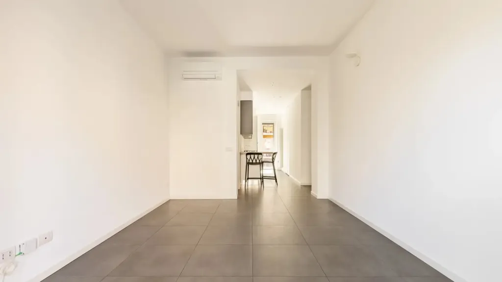 hallway_entrance
