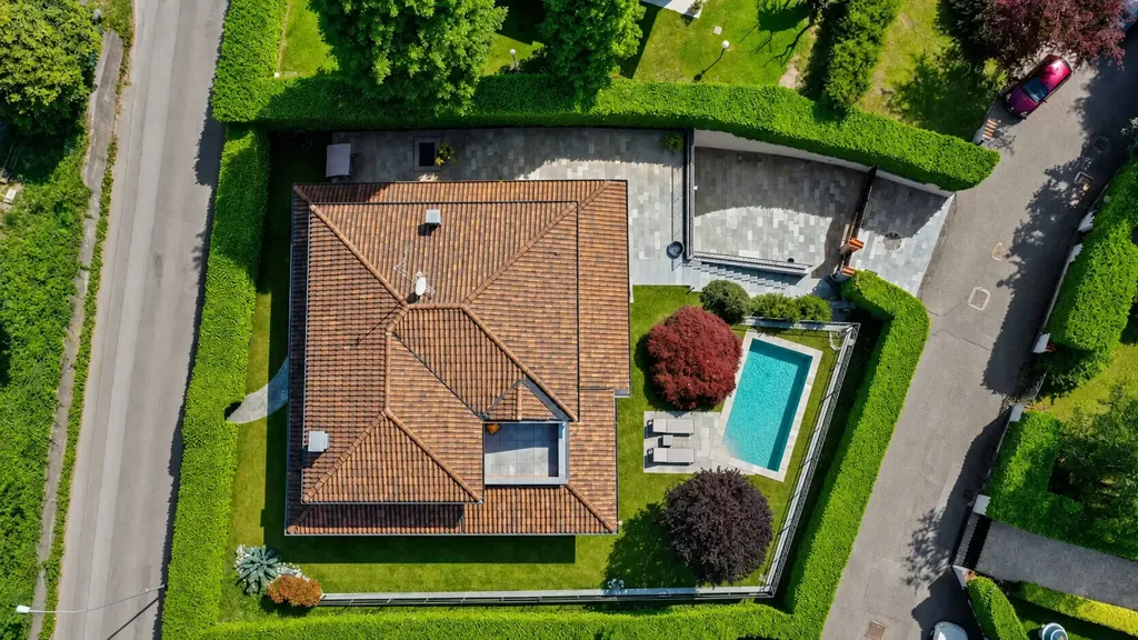 Vista aerea - Villa with Lake View in Montorfano
