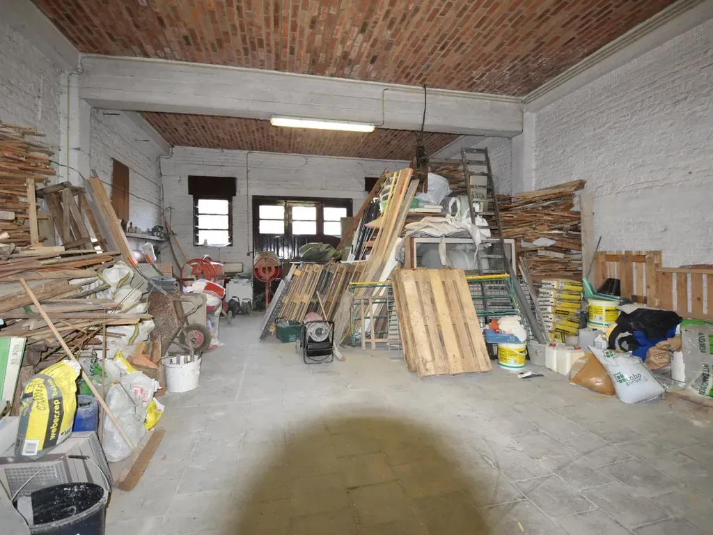 Buanderie - Maison à Rénover avec Grand Magasin à Harelbeke