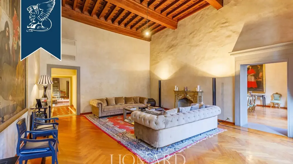 Living Room - Historic Attico with Decorated Facade in Florence