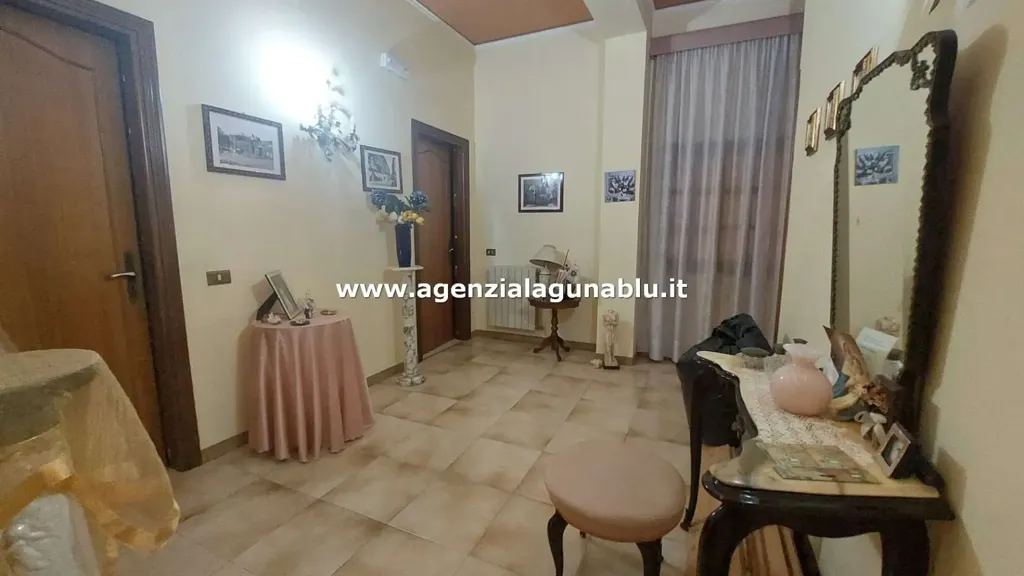 Esik - Spacious Apartment with Garage in Mazara del Vallo