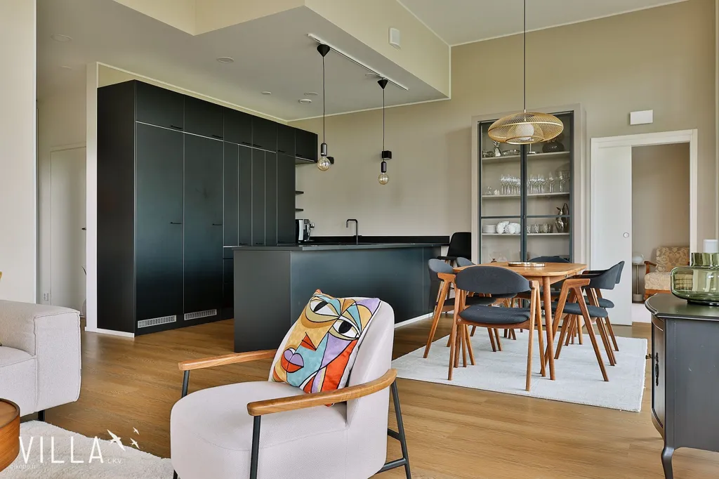 Sala da pranzo - Modern Apartment with West-Facing Balcony in Vuores