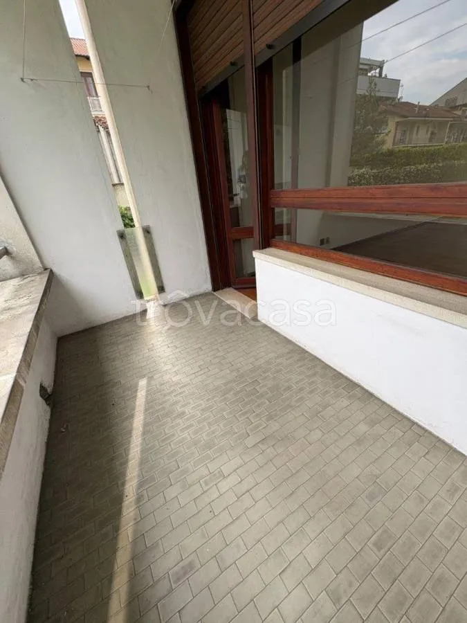 Terrasse - Apartment with Balcony and Garden in Turin