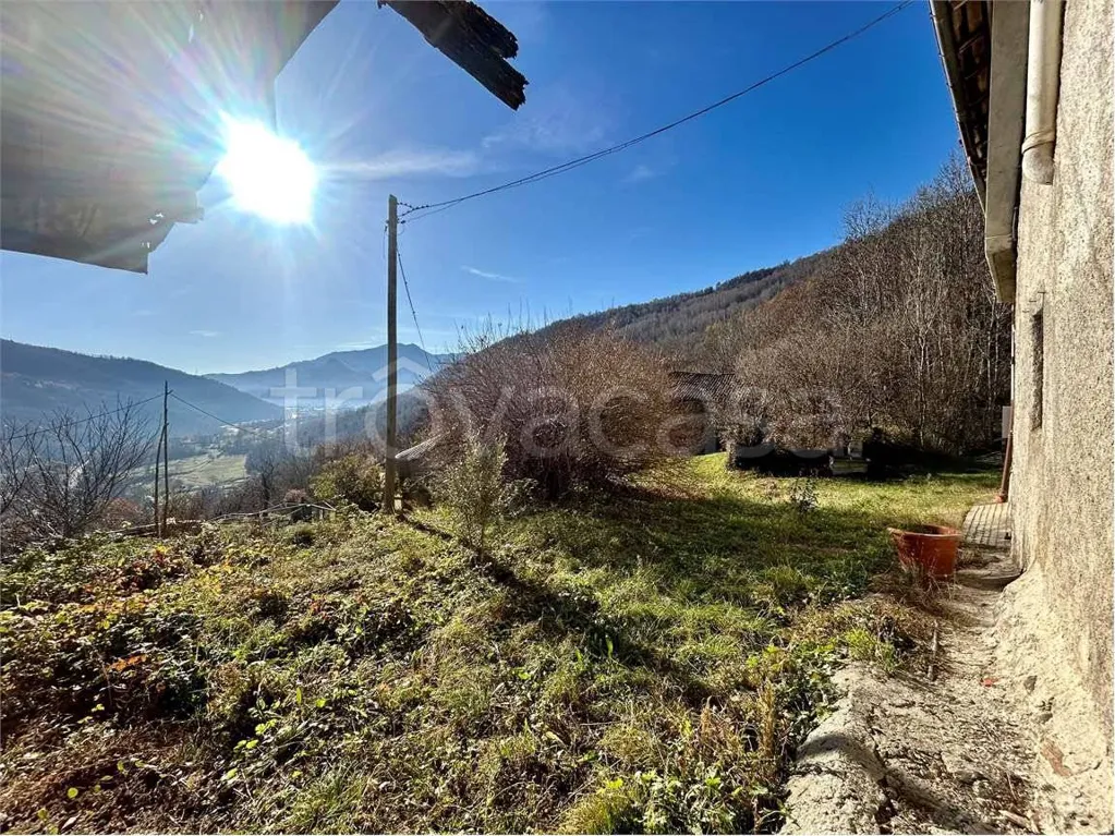 Jardin - Rustic House with Panoramic View in Garessio