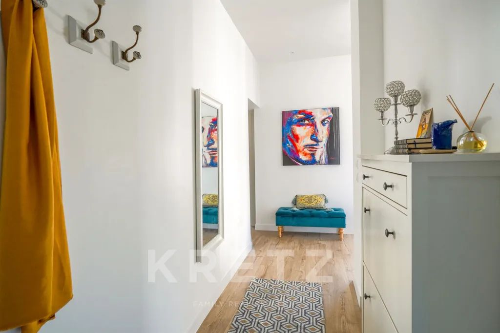 Entrée - Appartement Rénové avec Vue Mer au Cœur de La Baule
