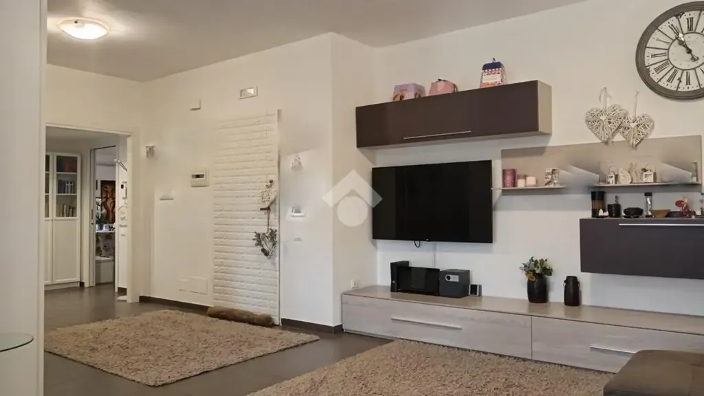 Elutuba - Modernised Apartment with Balcony in Palermo