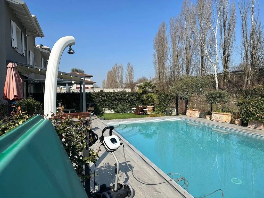 Piscine - Luxury Terraced House with Pool in Lodi