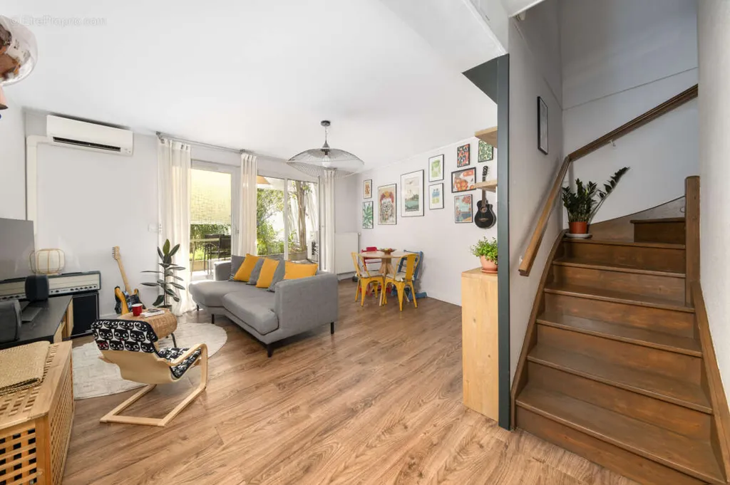 Séjour - Appartement Duplex avec Terrasse à Toulouse