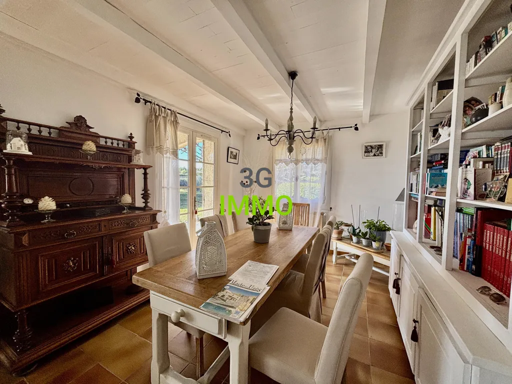 Dining Room - Provençal Style House with Pool in Uzès