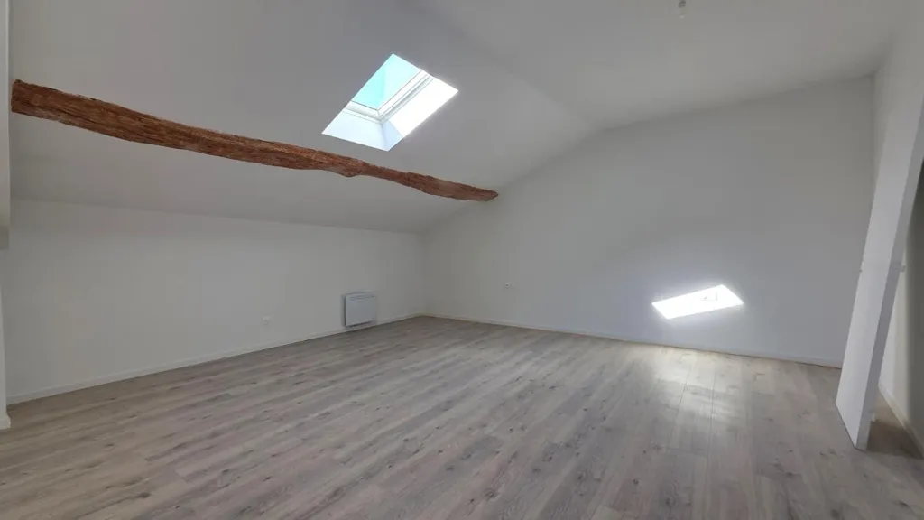 Toad - Renovated Apartment with Balcony in Montois-la-Montagne