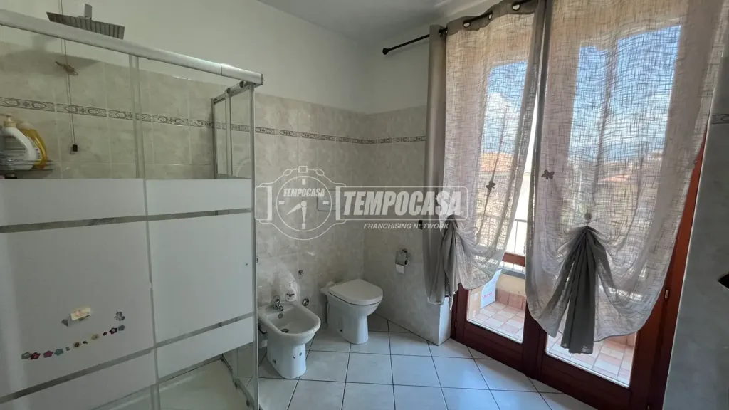 Salles de bain - Trilocale with Terrace in Capriolo