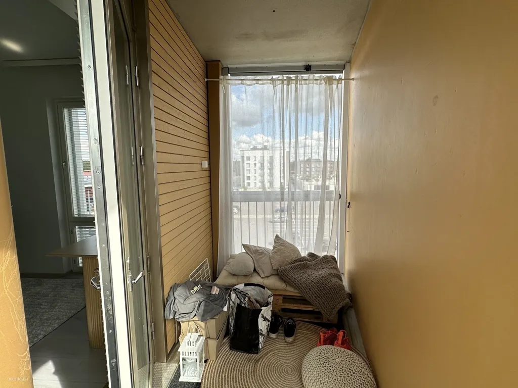 Rõdu - Apartment with Balcony in Oulu's Toppilansalmi